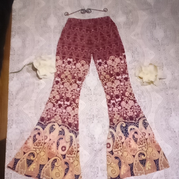 - "Love Fire" boho print  flare pants - Picture 13 of 15